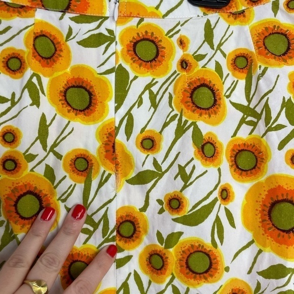 Isaac Mizrahi designer floral retro mini skirt - Picture 4 of 6